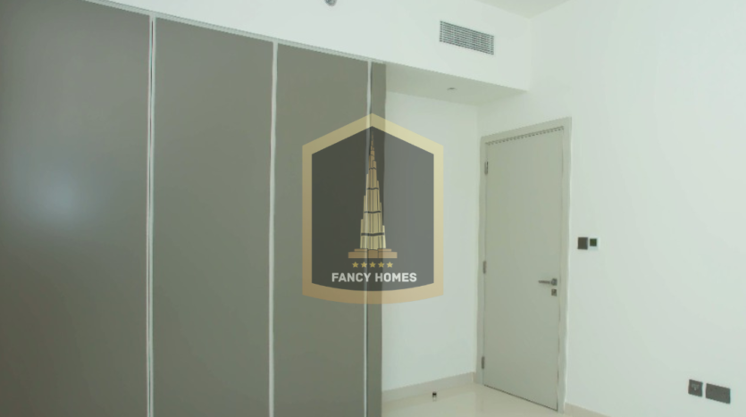 Emaar Beachfront in Dubai