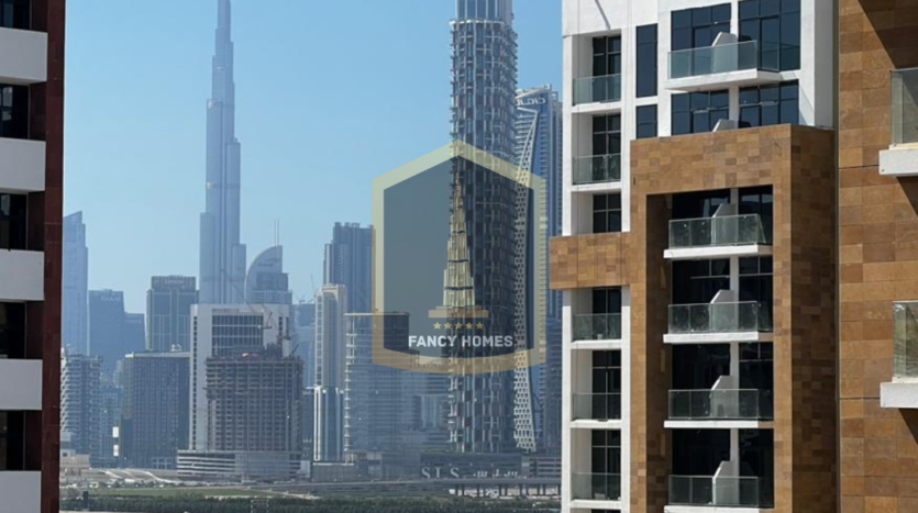 Distress Sale Azizi Riviera 27 Full burj khalifa View